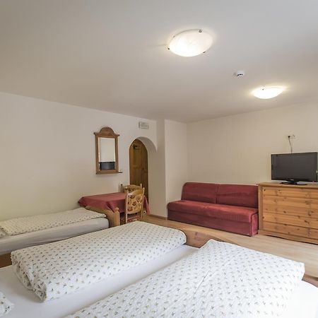 Hotel Neuwirt Cadipietra Dış mekan fotoğraf