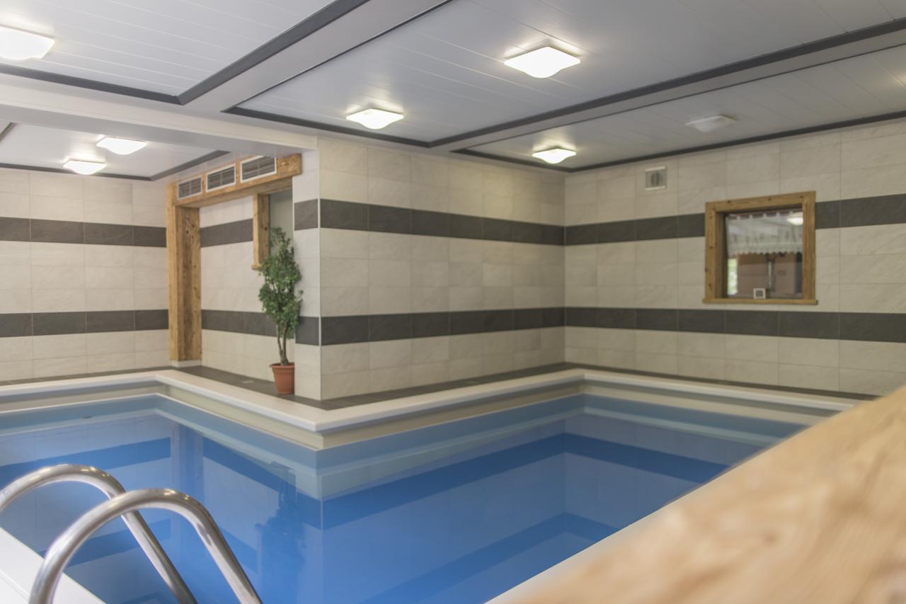 Hotel Neuwirt Cadipietra Dış mekan fotoğraf