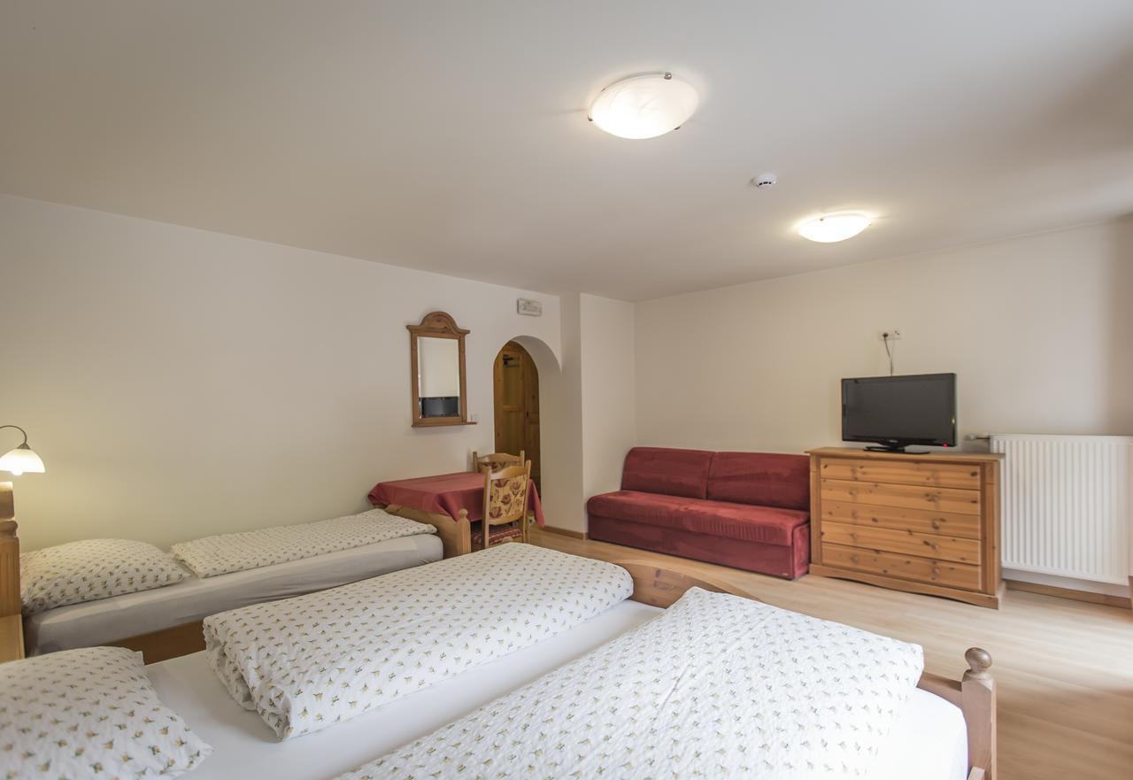 Hotel Neuwirt Cadipietra Dış mekan fotoğraf