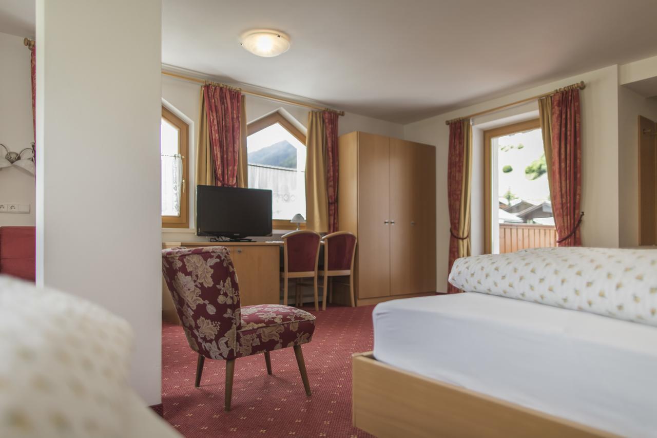 Hotel Neuwirt Cadipietra Dış mekan fotoğraf