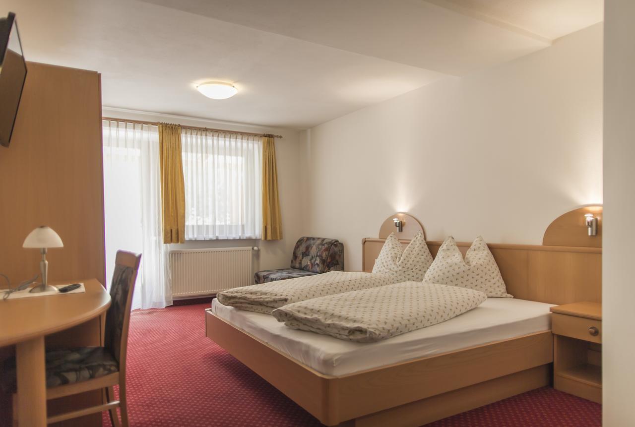 Hotel Neuwirt Cadipietra Dış mekan fotoğraf