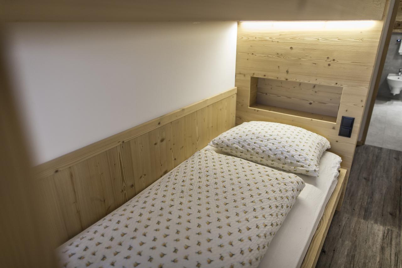 Hotel Neuwirt Cadipietra Dış mekan fotoğraf