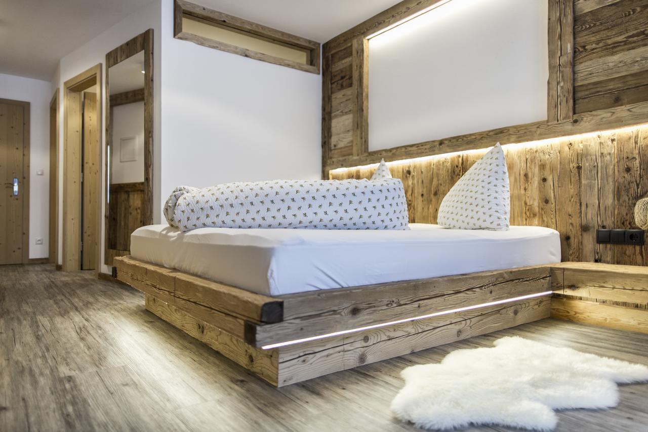 Hotel Neuwirt Cadipietra Dış mekan fotoğraf