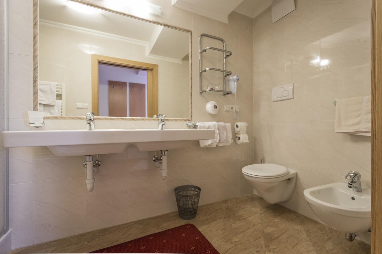 Hotel Neuwirt Cadipietra Dış mekan fotoğraf